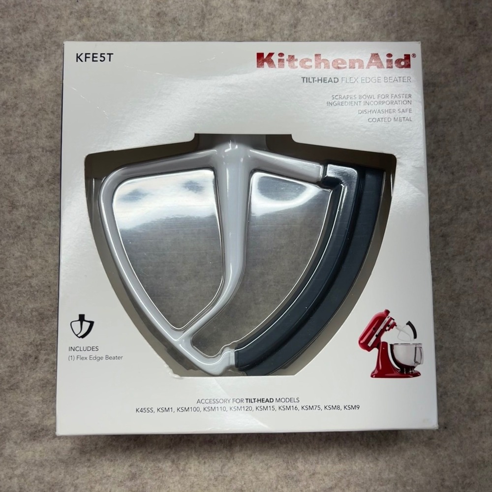 KitchenAid KFE5T Flex Edge Beater Tilt-Head White New Damaged‎ Box K45SS KSM150